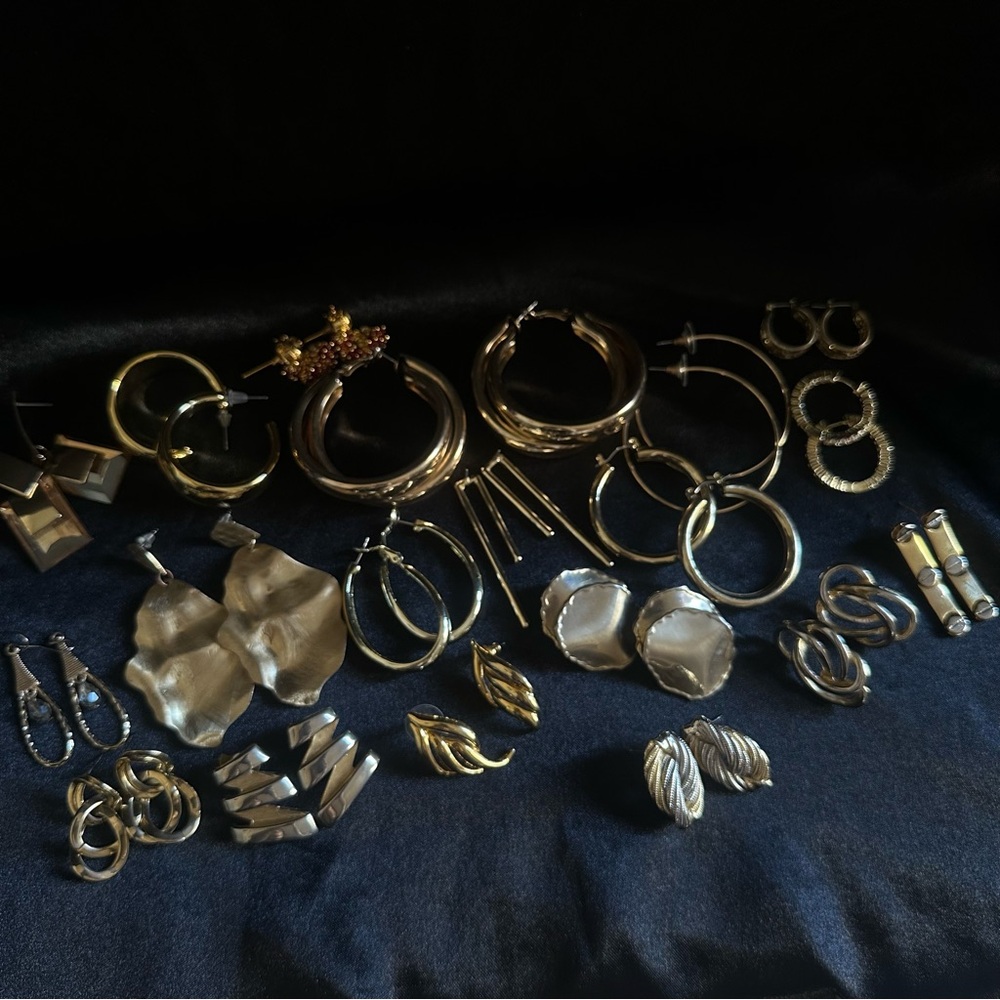 Vintage Earring Lot 20 Pairs - Picture 2 of 5